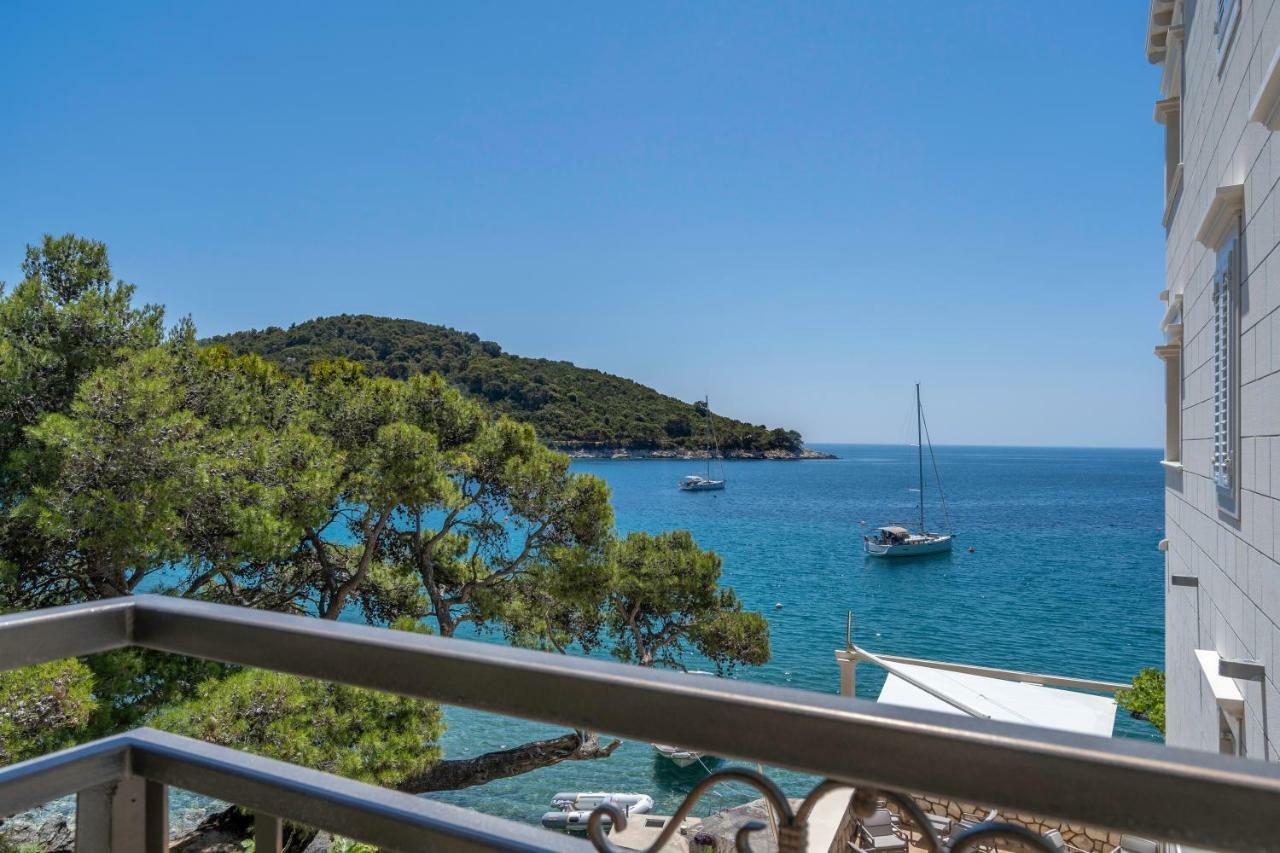 Pine Tree Boutique Apartments Saplunara Kültér fotó