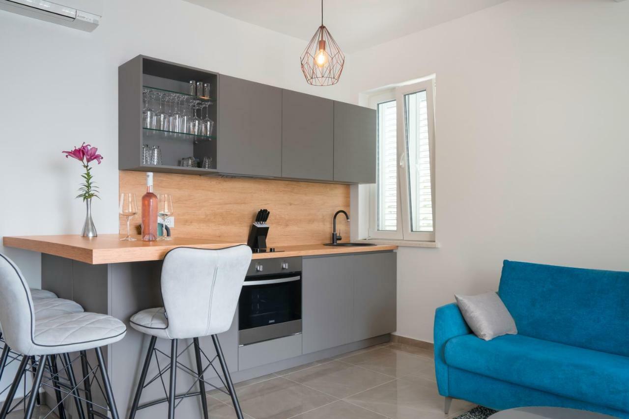 Pine Tree Boutique Apartments Saplunara Kültér fotó